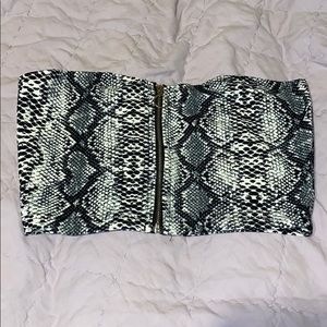 SNAKESKIN CROPTOP